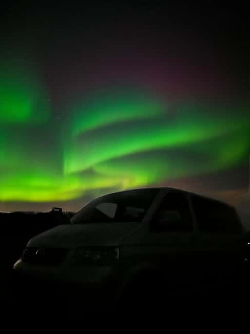 Tromsø: Private Northern Lights Chase with a Local Guide - Key Points