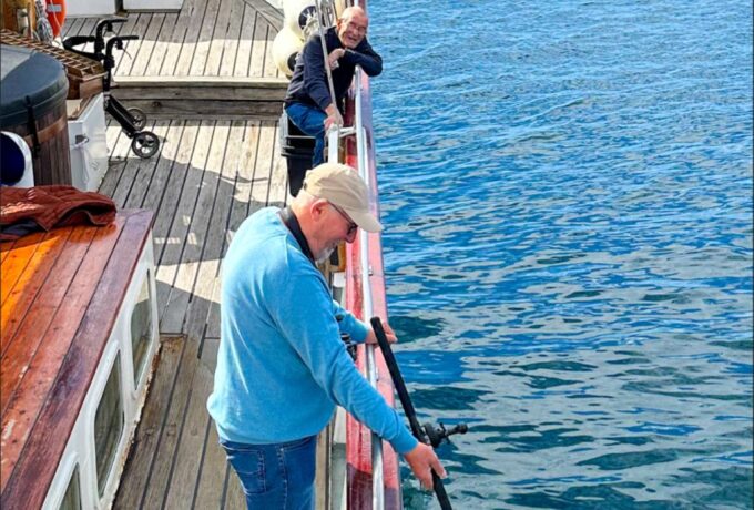 Tromsø:Arctic Fishing & Seafood Fjord Cruise on Luxury Yacht - Frequently Asked Questions