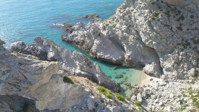 Tropea: Boat Tour on the Coast of the Gods - maximum 12 people on board - FAQs