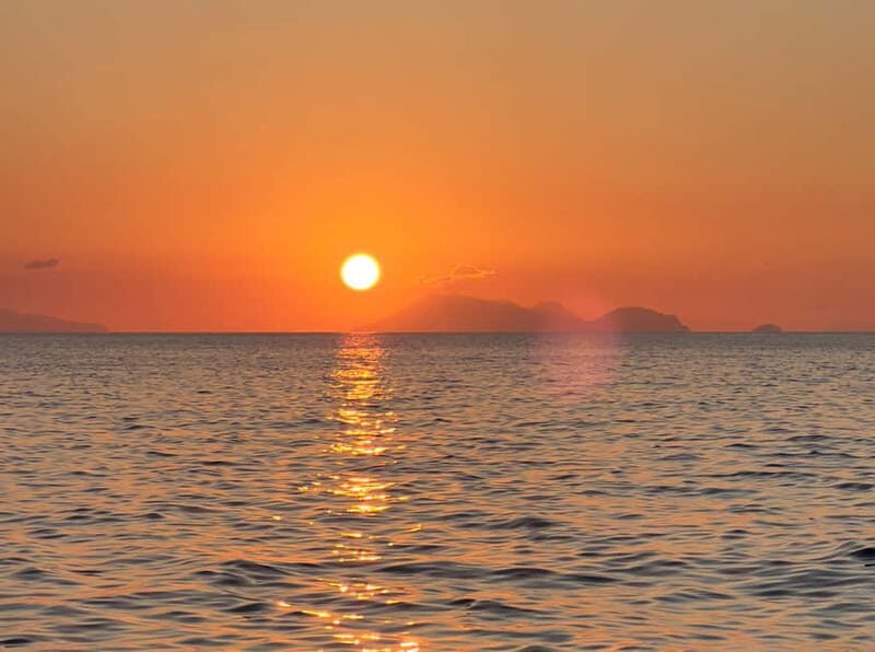Tropea: Exclusive Sunset Tour with Rich Aperitif; Wonderful! - Key Points
