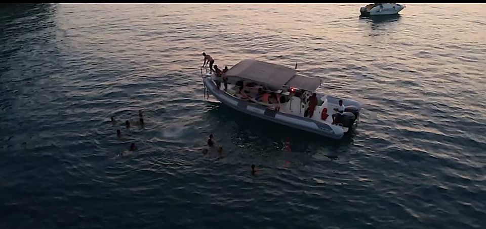 Tropea: Sunset Boat Tour to Capo Vaticano With Aperitif - Exploring Tropeas Stunning Coastline