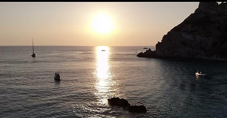 Tropea: Sunset Boat Tour to Capo Vaticano With Aperitif - Visiting the Ancient Roman Port of Formicoli Beach