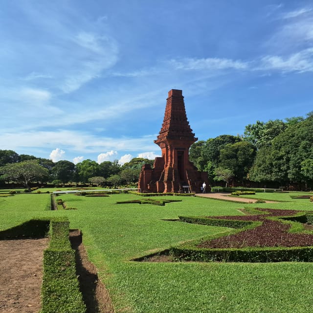 Trowulan Private Tour Ruin of Majapahit Kingdom - Included in the Tour