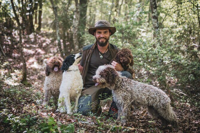 Truffle Hunting in San Gimignano - Key Points  