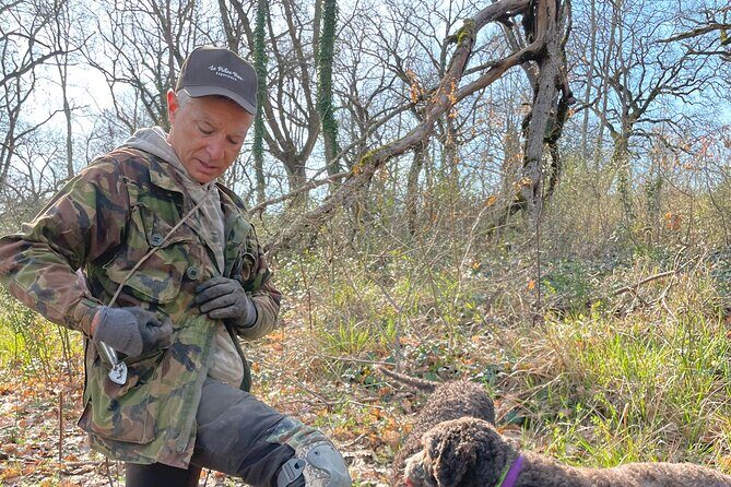Truffle Hunting in Tuscany - Authenticity and Value