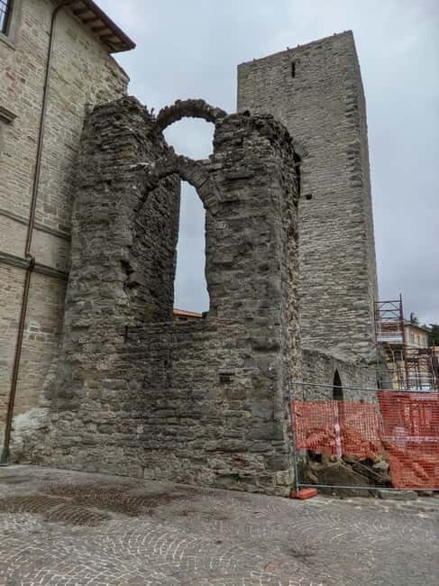 Truffle trail between Gubbio and Pietralunga: an e-bike tour combining taste and history - An In-Depth Look at the Truffle Trail Experience