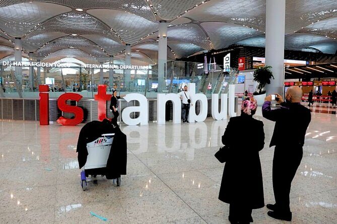 Trusted Istanbul Airport Transfer to city center - The Sum Up