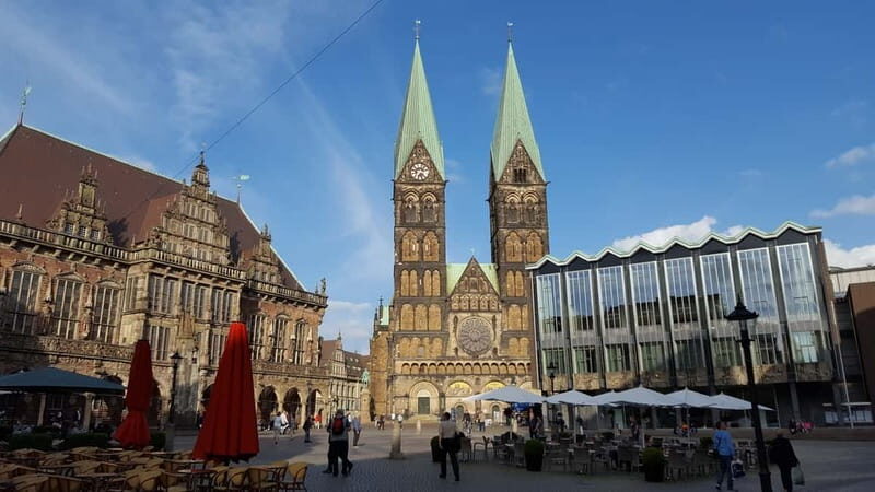 Truth or lie? A special tour in Bremen's Old town (groups) - Highlights and Sightseeing