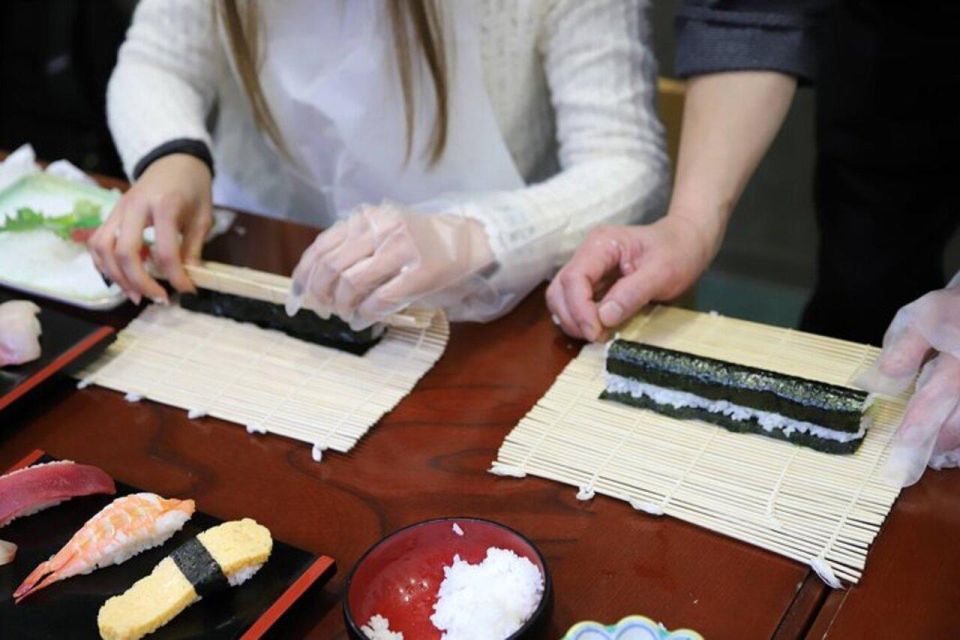 Tsukiji Fish Market Visit With Sushi Making Experience - Sushi Making Workshop