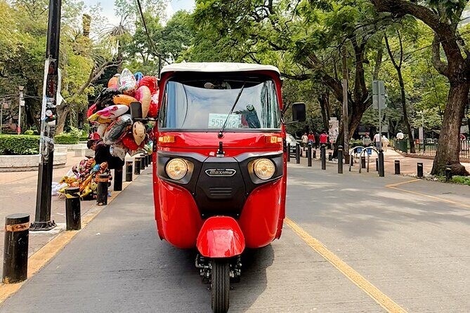 Tuk Tuk Tour of Rome and Condesa on CDMX - Key Points