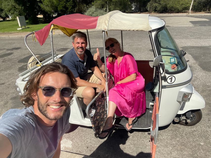 Tuktuk Tour in Lisbon - Viewpoints - Street Art - Churches - Historic Monuments