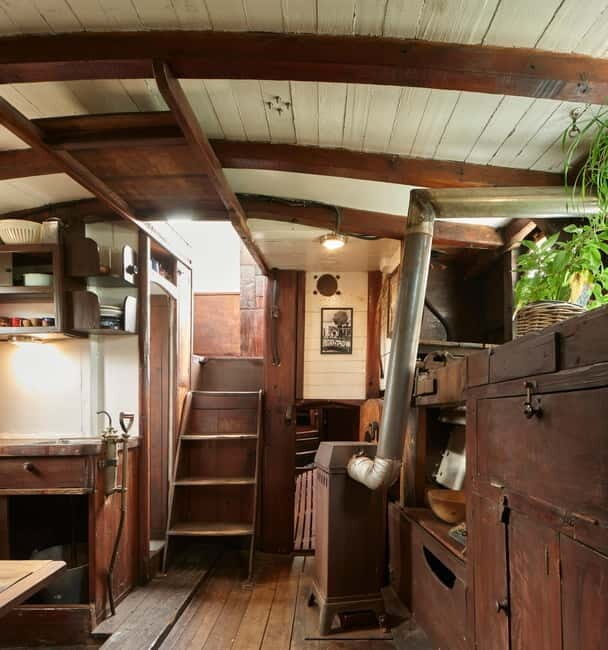 Tulln: "Rainy Day" up close Hundertwasser's floating work of art - The Value of This Experience