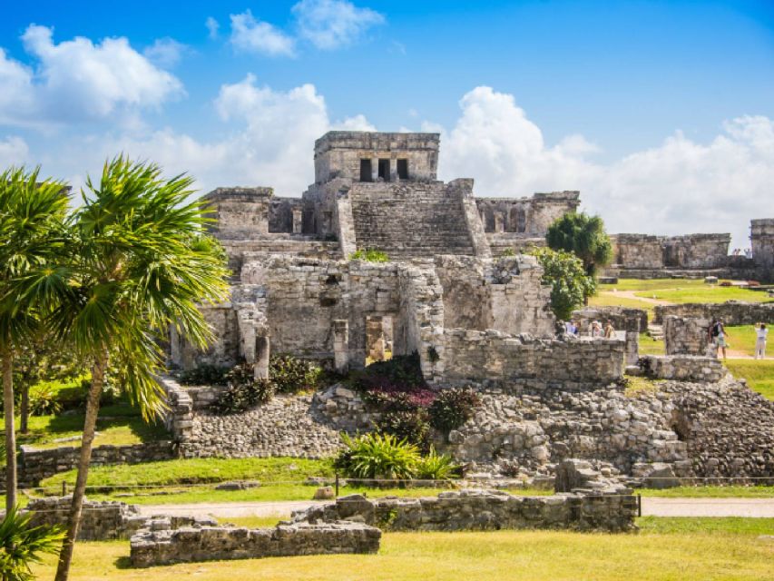 Tulum: Archaeological Site Guided Walking Tour - Exploring Tulums Ancient Ruins