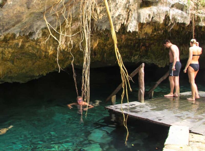 Tulum: Highlights Tour with Cenote & Jungle Village. German Tour Guide. - FAQ