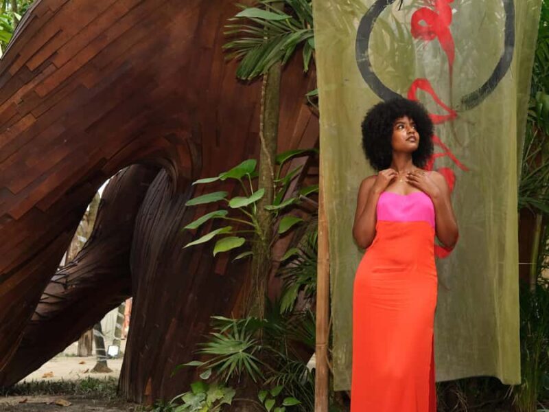 Tulum Photoshoot - Escultura Ven a la Luz Photographer - What This Photoshoot Experience Offers