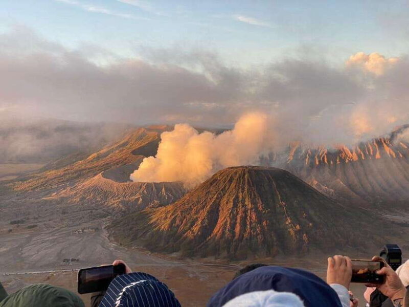 Tumpak Sewu Waterfall, Mount Bromo, Mt.Ijen 4-Day Tour - The Journey Begins: Tumpak Sewu Waterfall