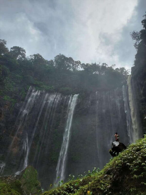 Tumpak Sewu Waterfall, Mount Bromo, Mt.Ijen 4-Day Tour - Logistics and Practicalities