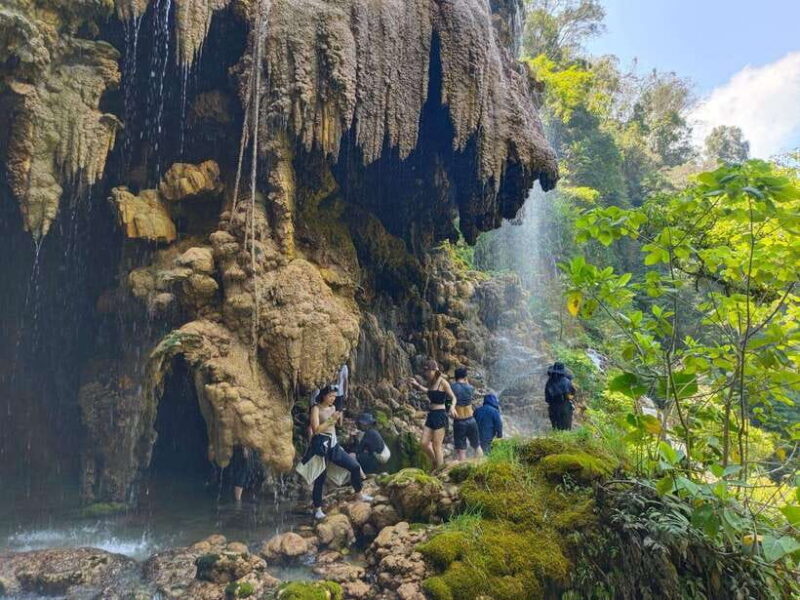 Tumpaksewu Day Tour with Guided Option - Key Points