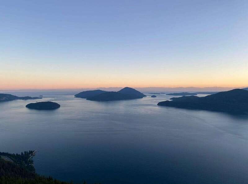 Tunnel Bluffs Hiking Day Trip- Vancouver - What Makes This Tour Stand Out?