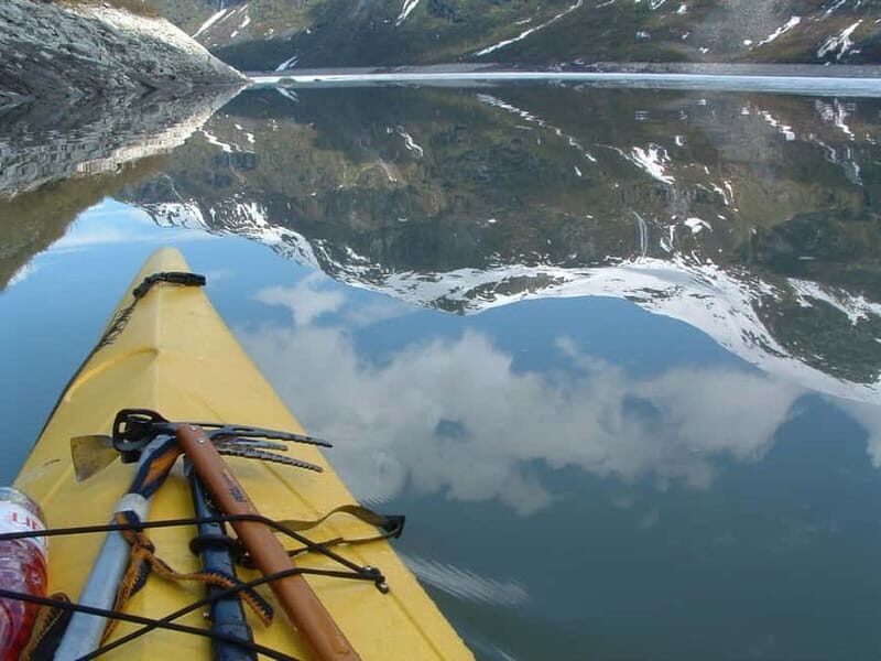 Tuns: Kayaking and Glacier Hike - Who Should Consider This Tour?