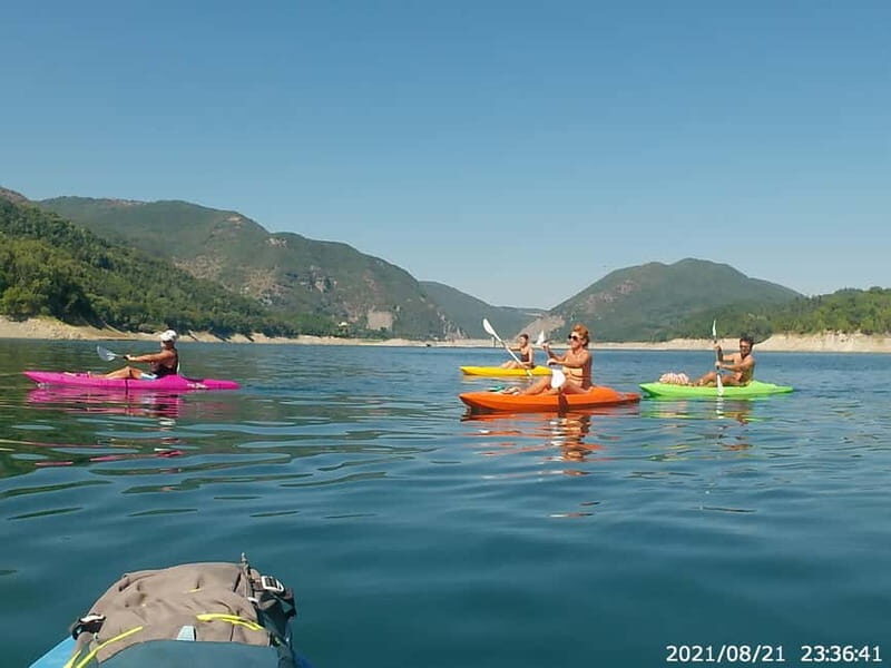 Turano Lake: full day trip with Hike, Castle, Tour and Lunch - Key Points