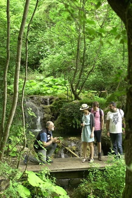 Turano Lake: full day trip with Hike, Castle, Tour and Lunch - An In-Depth Look at the Turano Lake Full-Day Experience