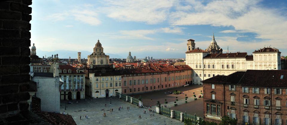 Turin: Private City Walking Tour With Chocolate Shop Tasting - Key Points