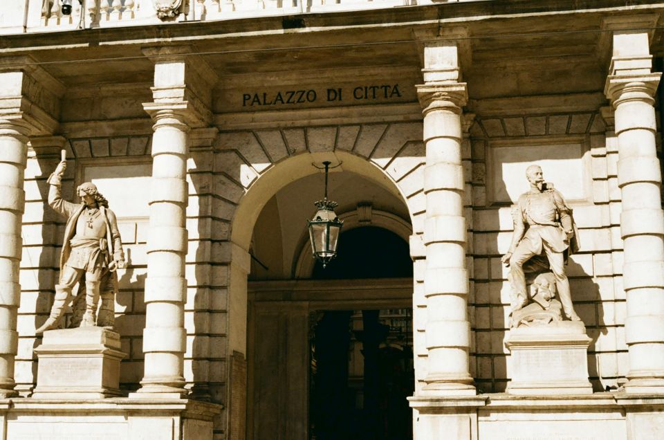 Turin: Private Guided Walking Tour - Meeting Point and Duration
