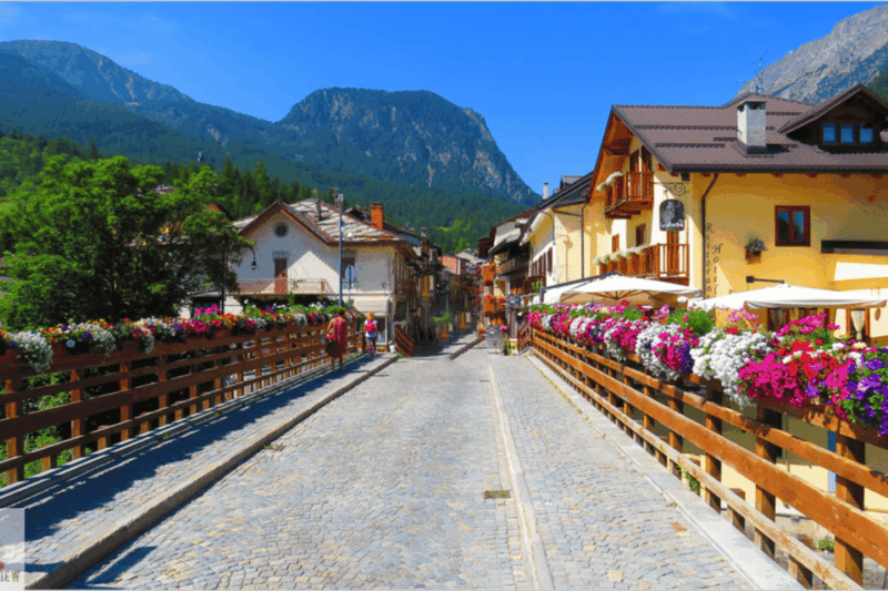 Turin: Reach Cesana With Train+Bus Vialattea LINK - Sestriere: Winter Olympic Destination