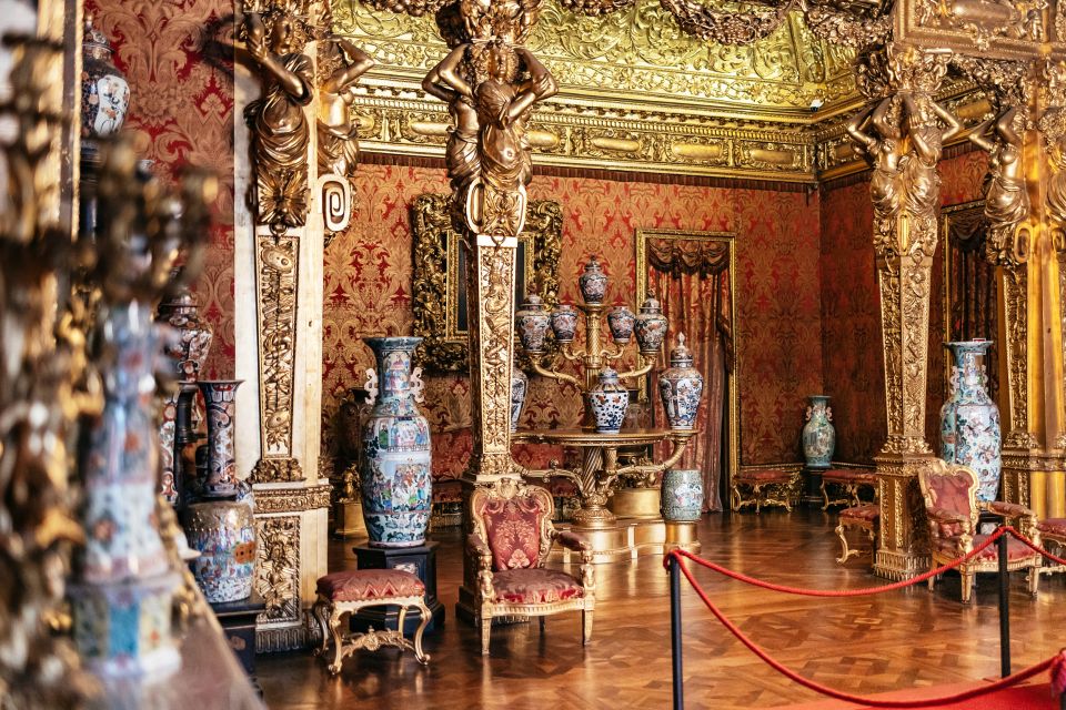 Turin: Royal Palace & City Tour Guided Experience - Impressive Royal Armory