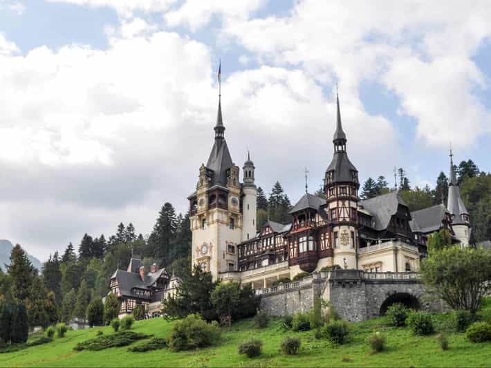 TURISTIM TOGETHER (Peleș Castle, Bran Castle, Brașov) - Good To Know