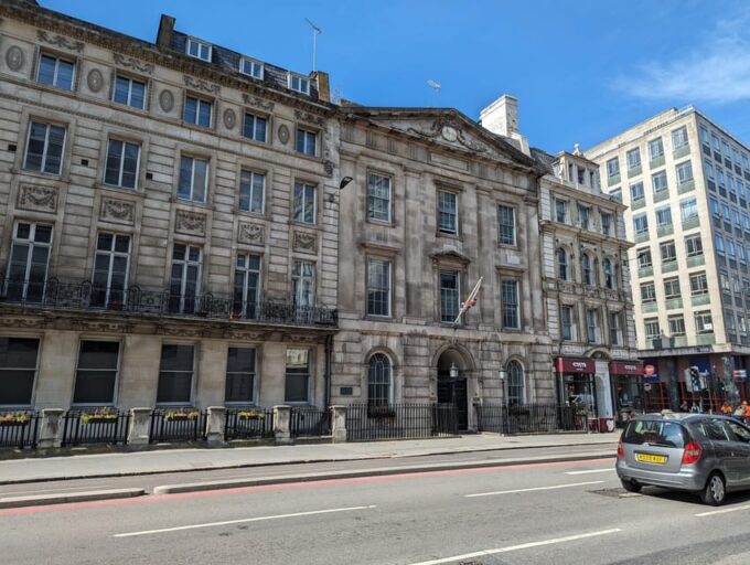 Turmoil, Templars, Oliver Twist: Londons Squalor & Splendor - Judicial Proceedings