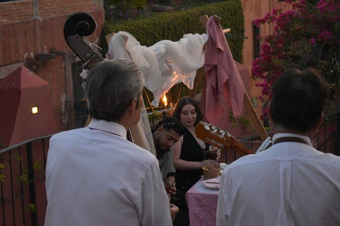 Tuscan Picnic in San Miguel de Allende - A Close Look at the Experience