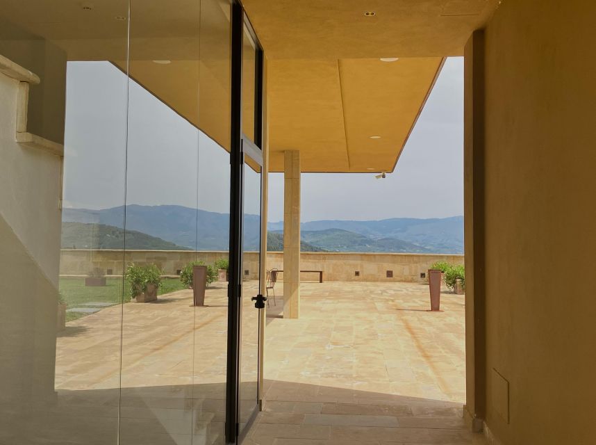 Tuscan Treasures: Olive Oil Experience With Lunch - Olive Oil Tasting With Breathtaking Views