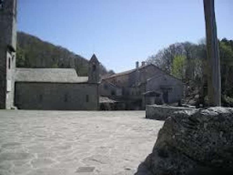 Tuscany: Sanctuary of La Verna Day Tour Private Tour - Michelangelo’s Birthplace and the Cultural Connection