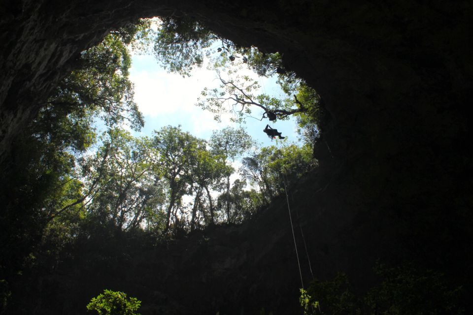 Tuxtla Gutiérrez: Rappelling at Sima Del Cielo - Highlights