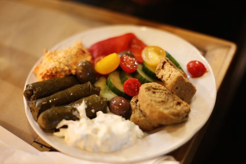 Twilight Athens Tour inc. rooftops, tastings & 3 drinks - Who Should Consider This Tour?
