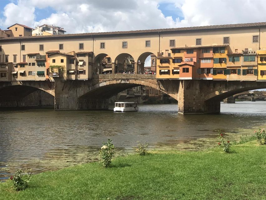 Twilight Delights: Tuscan Dinner & Arno E-Boat Cruise - Key Points