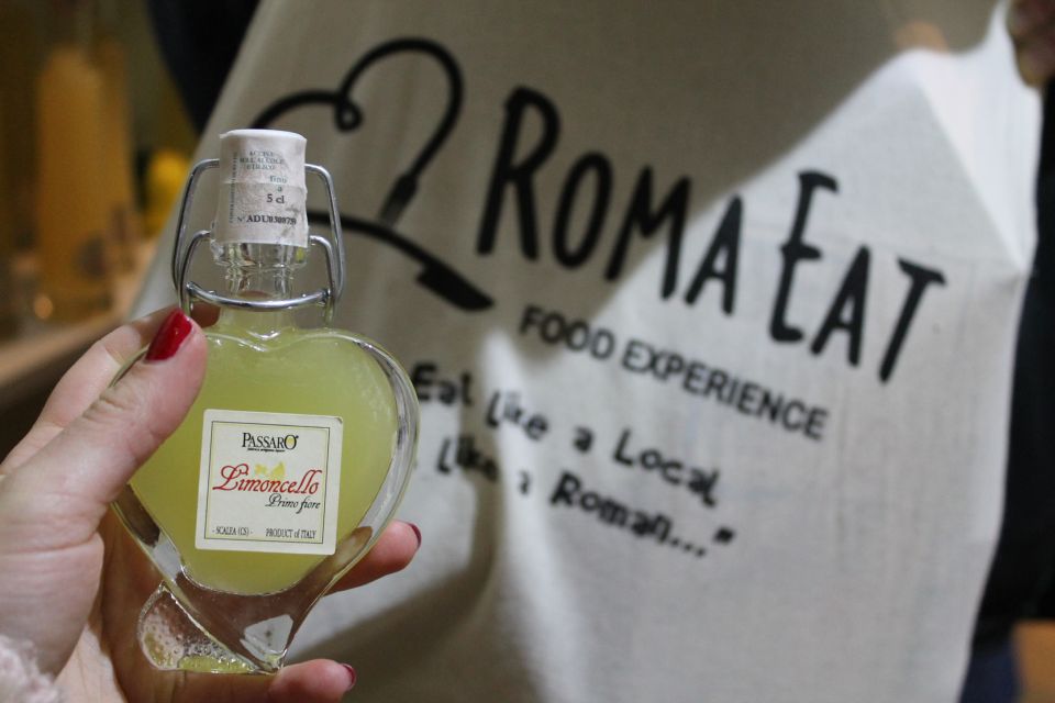 Twilight Local Food, History and Hidden Places - Sweet Ending in Famous Square