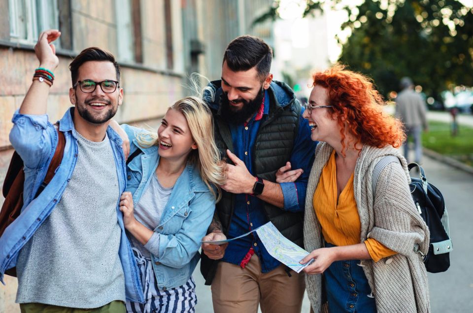 Twilight Whispers: A Romantic Stroll Through Minneapolis - Language and Group Type