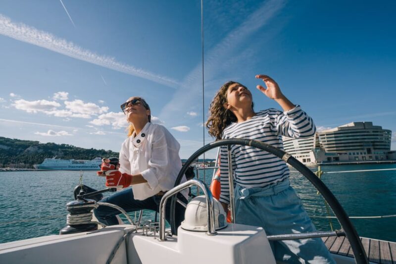 Two Hour Luxury Sailing Experience With Open Bar - Booking Details