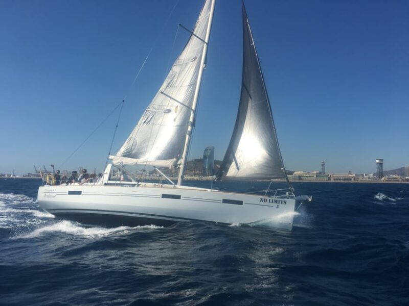Two Hour Luxury Sailing Experience With Open Bar - Opportunities on the Yacht
