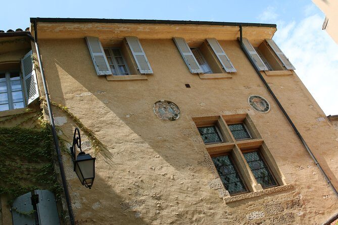 Two intensive days discovering the exceptional wines of Provence - FAQs