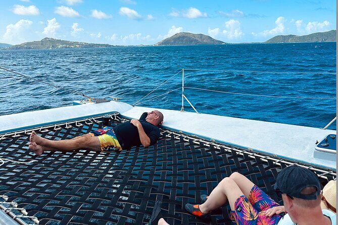 Two islands, One paradise - The Experience’s Strengths