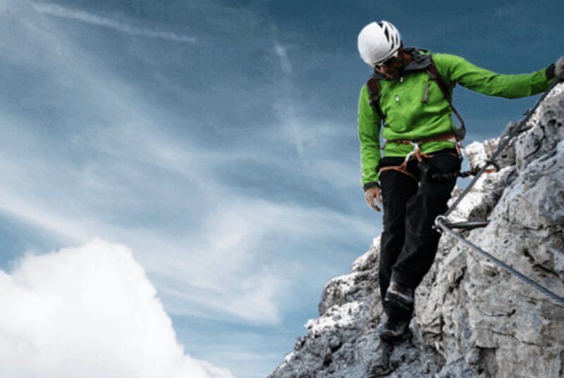 Tyroparc: Via Ferrata and Hiking in the Laurentians - Key Points