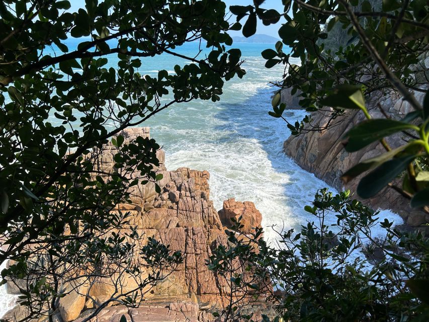 Ubatuba - Pirate Cave Trail - Trail Highlights