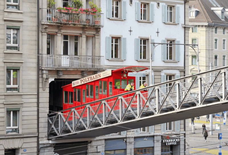 UBS Polybahn: Linking Zürich Central and Zürich Polyterrasse - Exploring the Historic Heart of Zürich