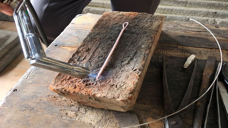 Ubud: 2-Hour Make Your Own Silver Jewellery Class - Designing Your Masterpiece