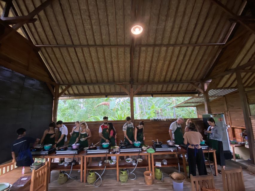Ubud: Balinese Cooking Class at an Organic Farm - Duration and Availability