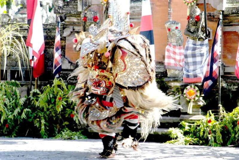 Ubud: Barong Dance and Keris Cultural Dance Show Tickets - Authenticity and Tour Experience